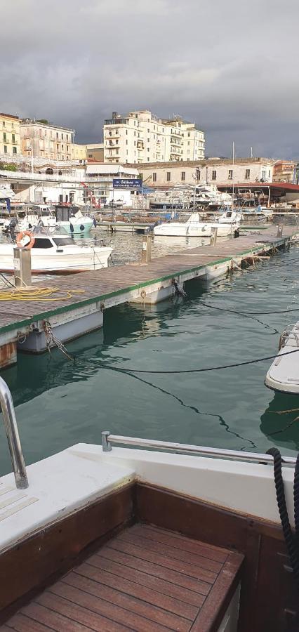 מלון Salerno Yacht מראה חיצוני תמונה